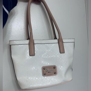 Guess white and beige purse